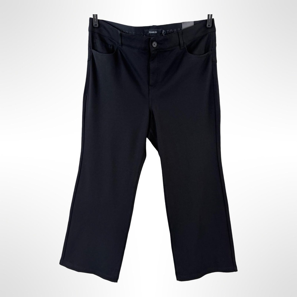 Torrid Women's 22S‎ Black Ponte Cropped Dress Pants Stretch NWT Career
